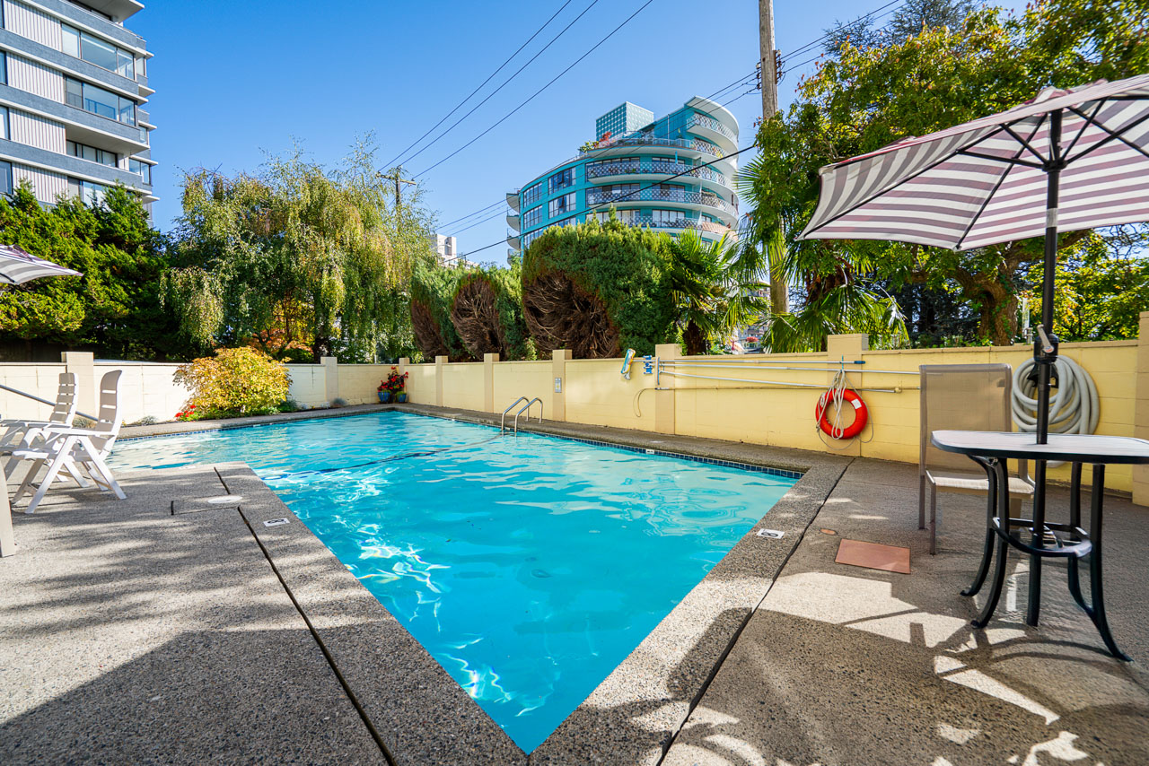 #305 – 2187 Bellevue Avenue